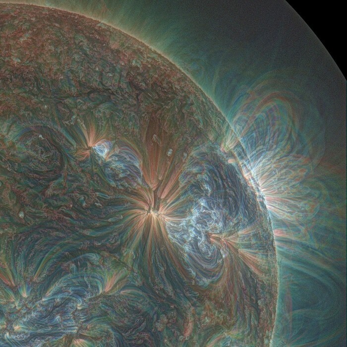 Ультрафиолетовый снимок Солнца