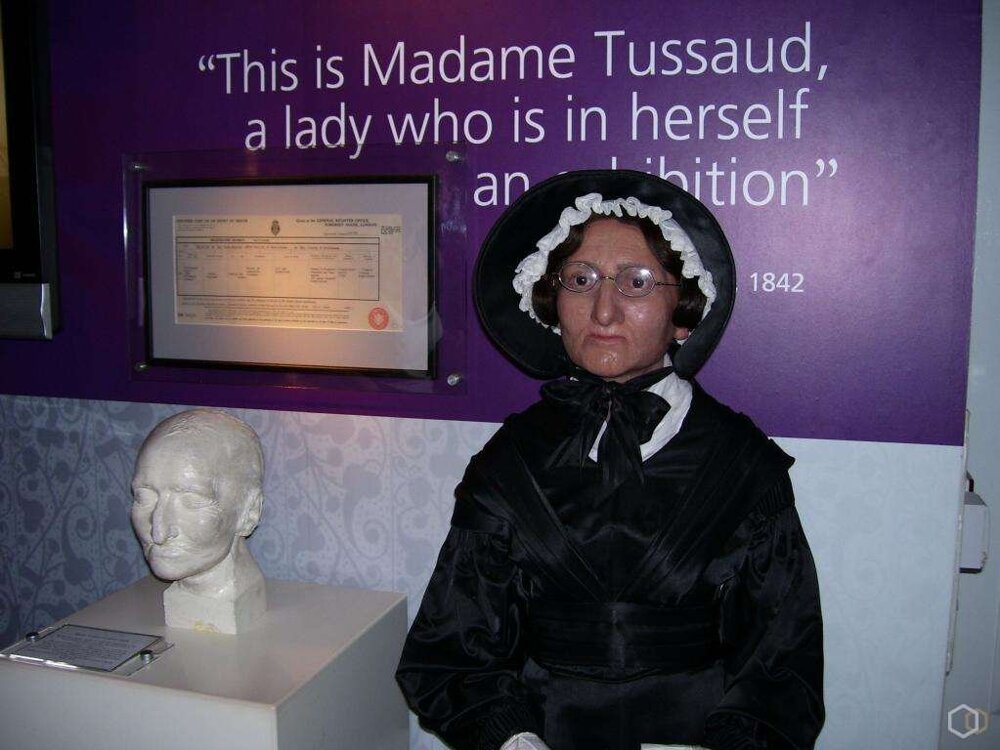 Экскурсия в музей мадам Тюссо: кто из известных актёров там "живёт"