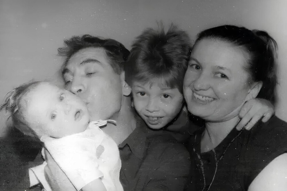 Владимир Толоконников с семьёй.