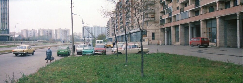 Изучаем автопарк города на примере улицы Одоевского.