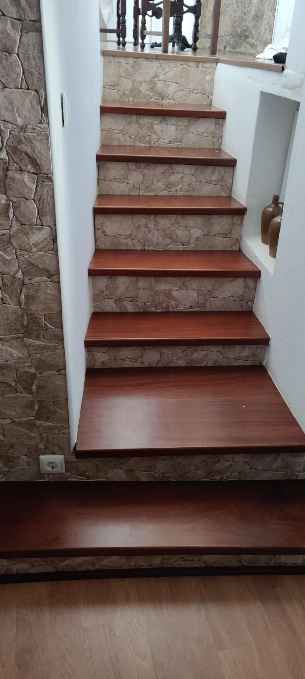 7. В этой лестнице все ступеньки разного размера