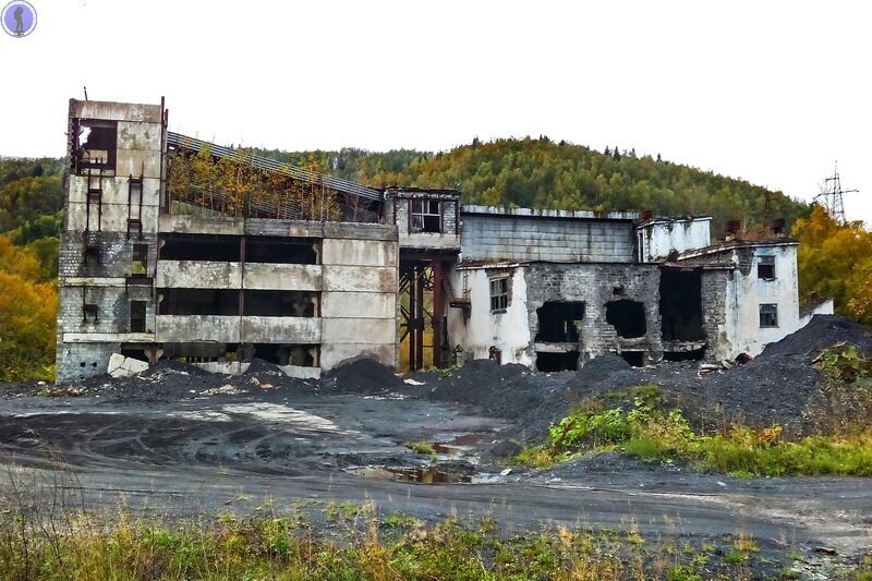 Заброшенная японская угольная шахта "Восточная жемчужина" на Сахалине