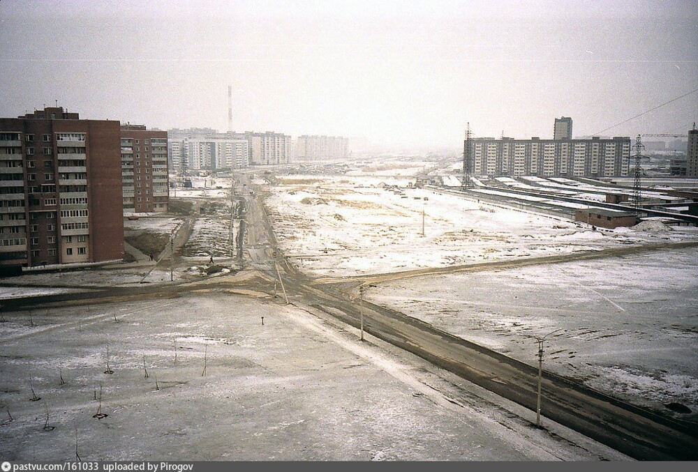 А вот таким в 1996 году был Приморский район. 