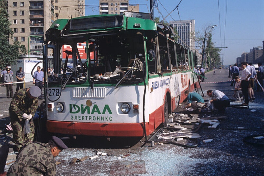 12 июля 1996 года в троллейбусе маршрута № 48 на проспекте Мира у метро Алексеевская произошёл взрыв