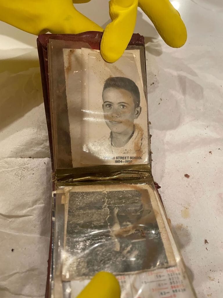 В кинотеатре нашли кошелёк, потерянный 65 лет назад