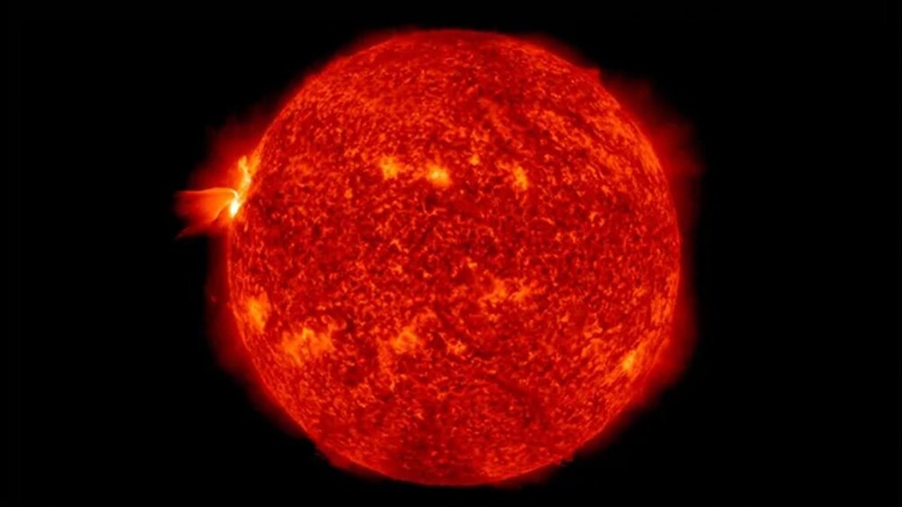 2. Солнце меньше по размеру, чем считалось ранее