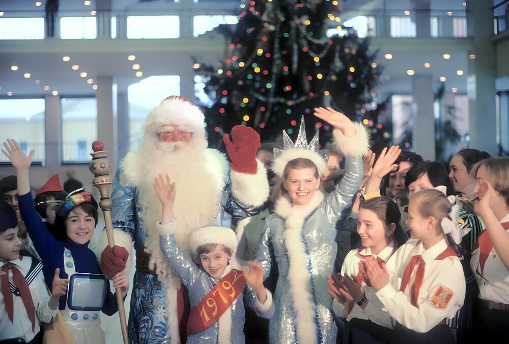 Роман Филиппов и Ирина Муравьёва на новогоднем представлении в Кремлёвском Дворце съездов, 30 декабря 1978 год.