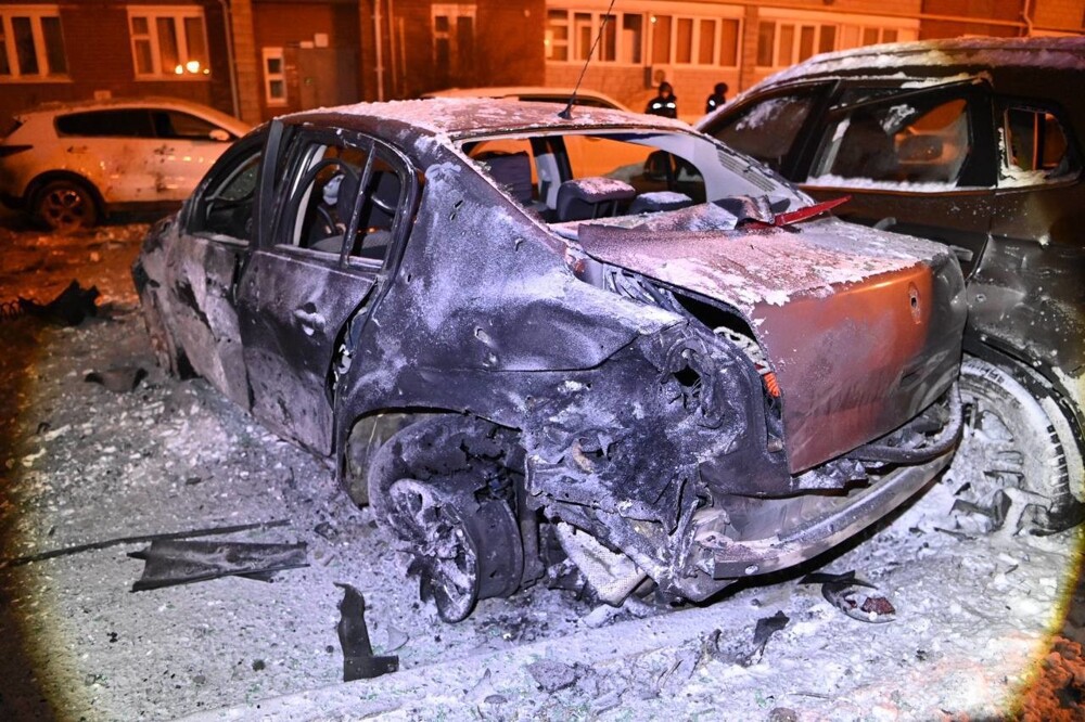 Ночной прилёт по Белгороду: пострадали два человека и много машин