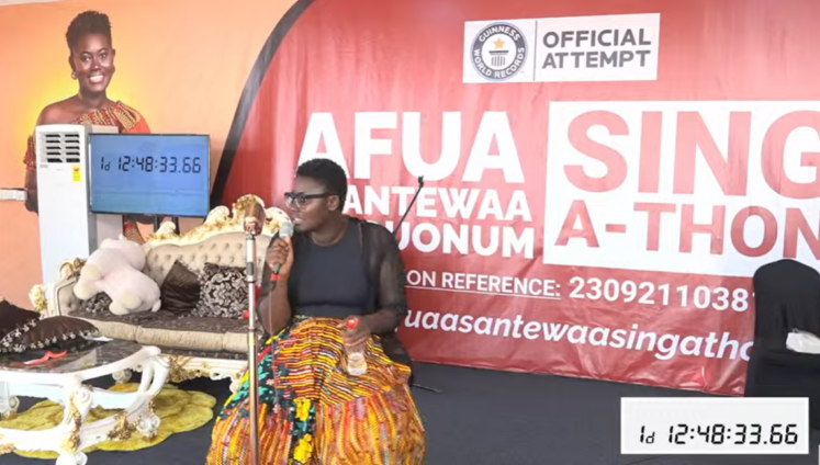 Жительница Ганы побила мировой рекорд непрерывного пения
