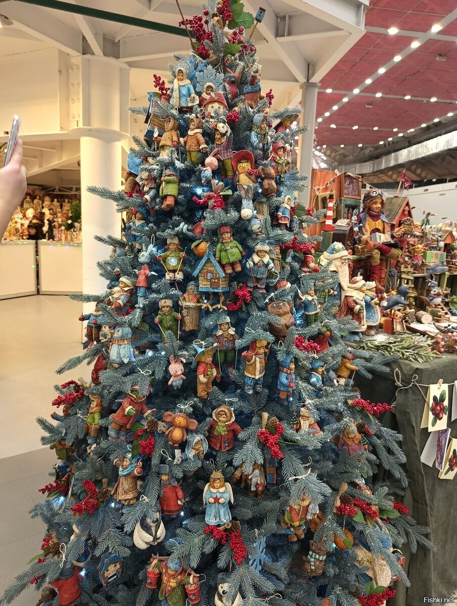 Выставка кукол на Тишинке))))