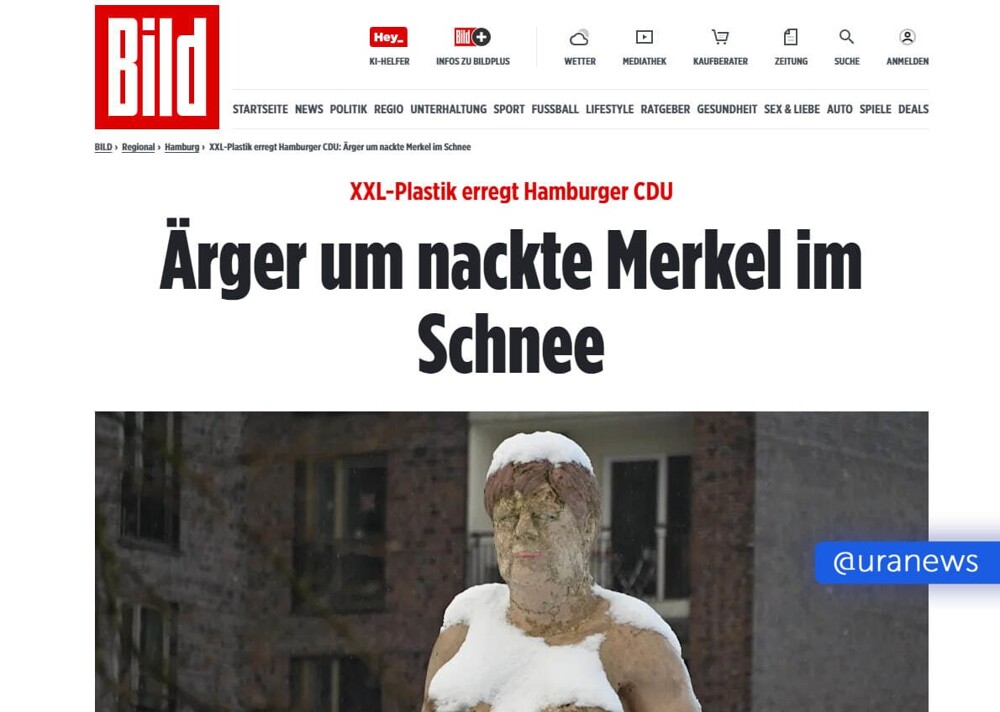 "Её звали Меркель". В Гамбурге появилась статуя, удивительно похожая на голую экс-канцлерин