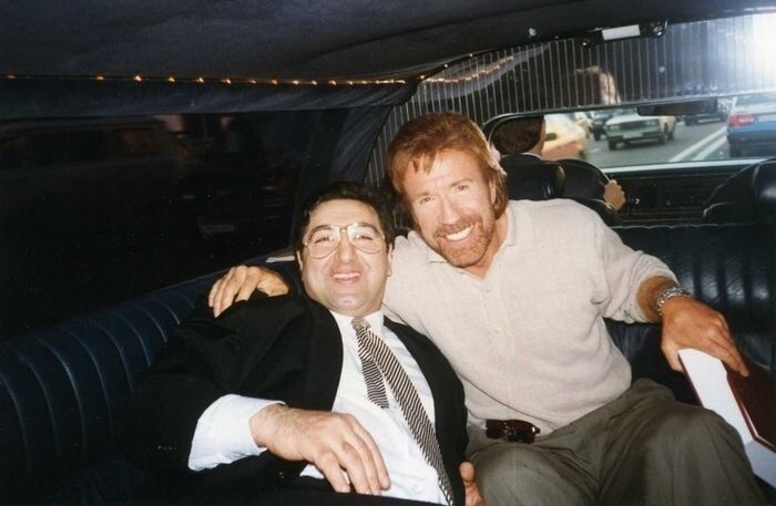 Балло Игорь и Чак Норрис на открытии казино - Club "Beverly Hills" в Москве, 1996 год