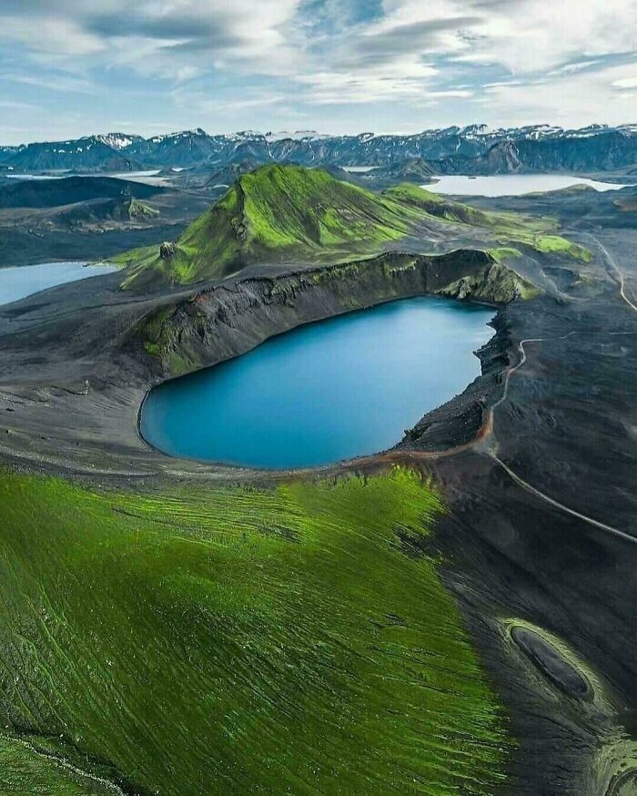 13. Исландский пейзаж