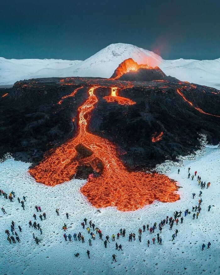 10. Извержение вулкана Фаградалсфьялль, Исландия