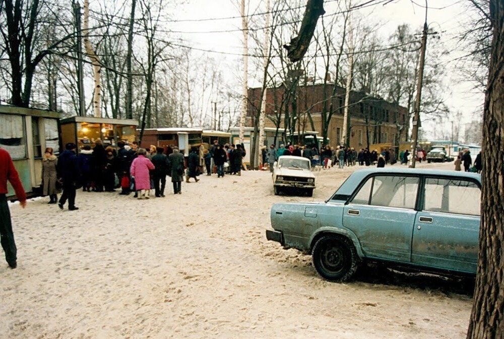 На Удельной. Санкт-Петербург, 1993 год.