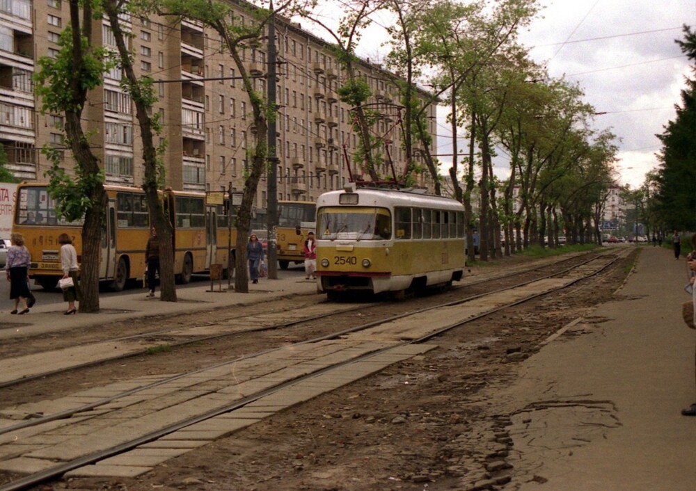 Проспект Мира. Москва, 1996 год.
