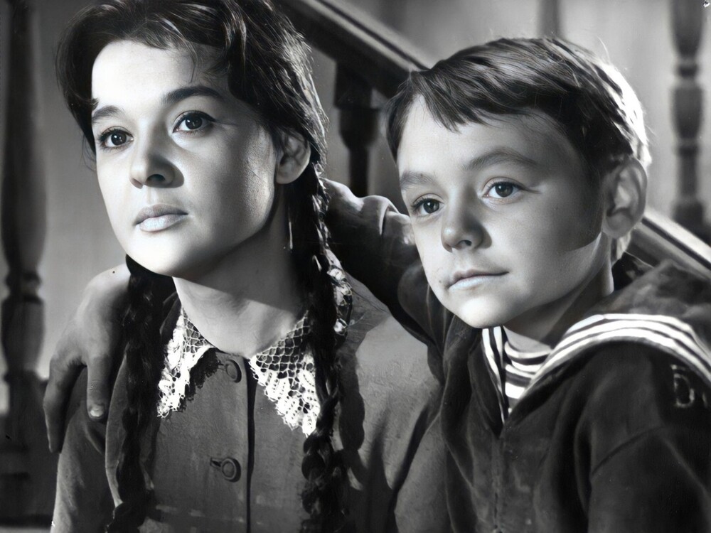 Людмила Гурченко и Виктор Перевалов в фильме «Балтийское небо», 1960 год.