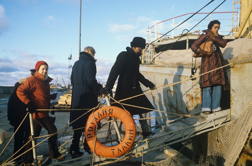 В Таллинском морском торговом порту, 1979 г.  Юрий Абрамочкин