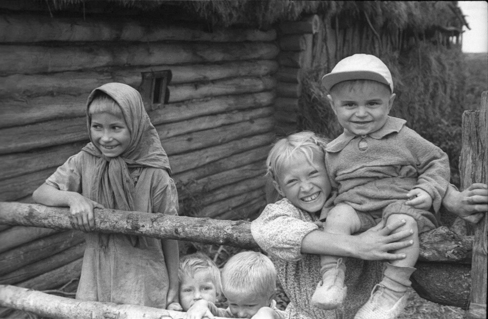 Семейный архив Марии Косаревой Дети. Автор: Борис Косарев.