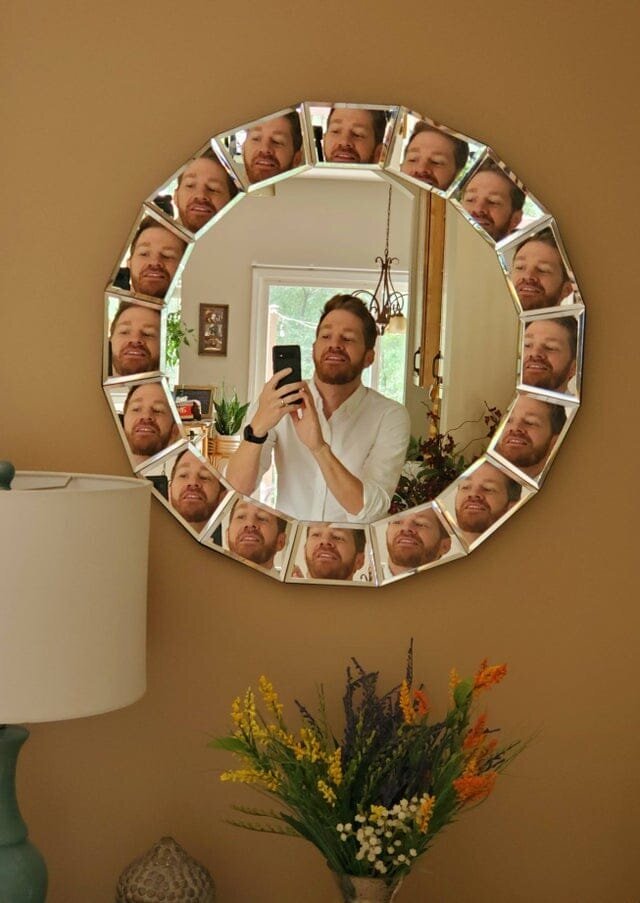 5. «Мы нашли идеальное зеркало для нарциссов»