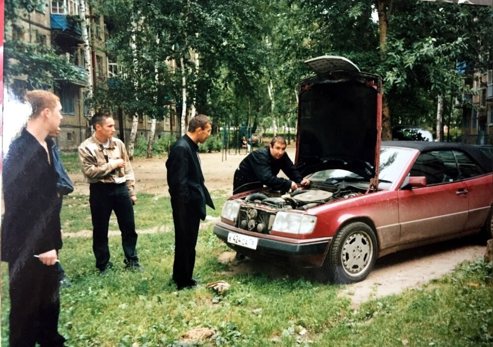 Ребята одной из ОПГ Казани, 1995 год.