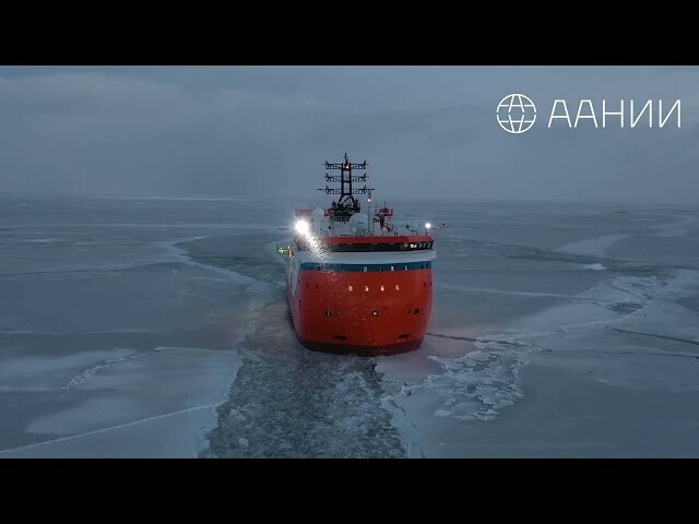 Ледостойкая самодвижущаяся платформа «Северный полюс» 