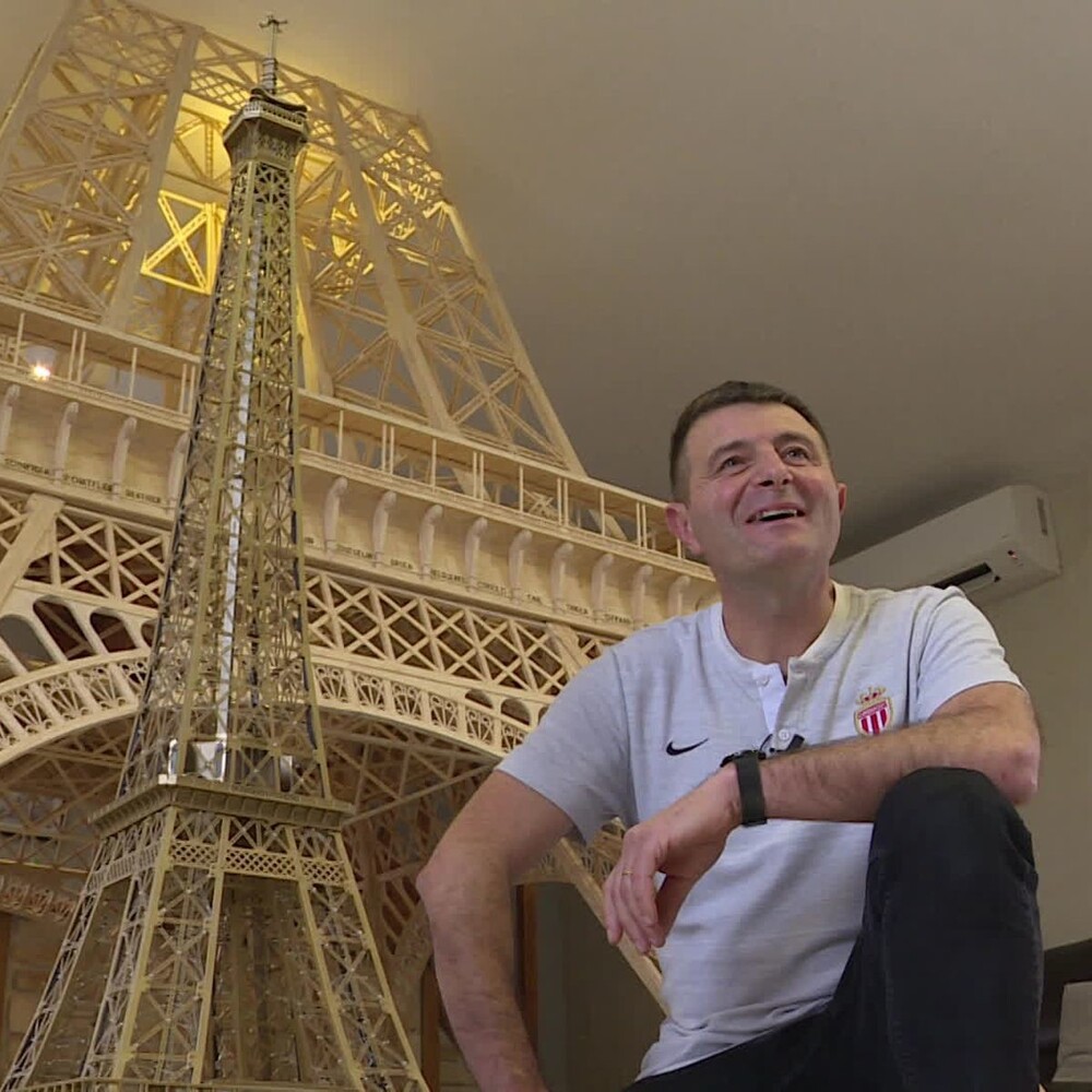 Француз 8 лет собирал Эйфелеву башню из спичек, но так и не стал рекордсменом