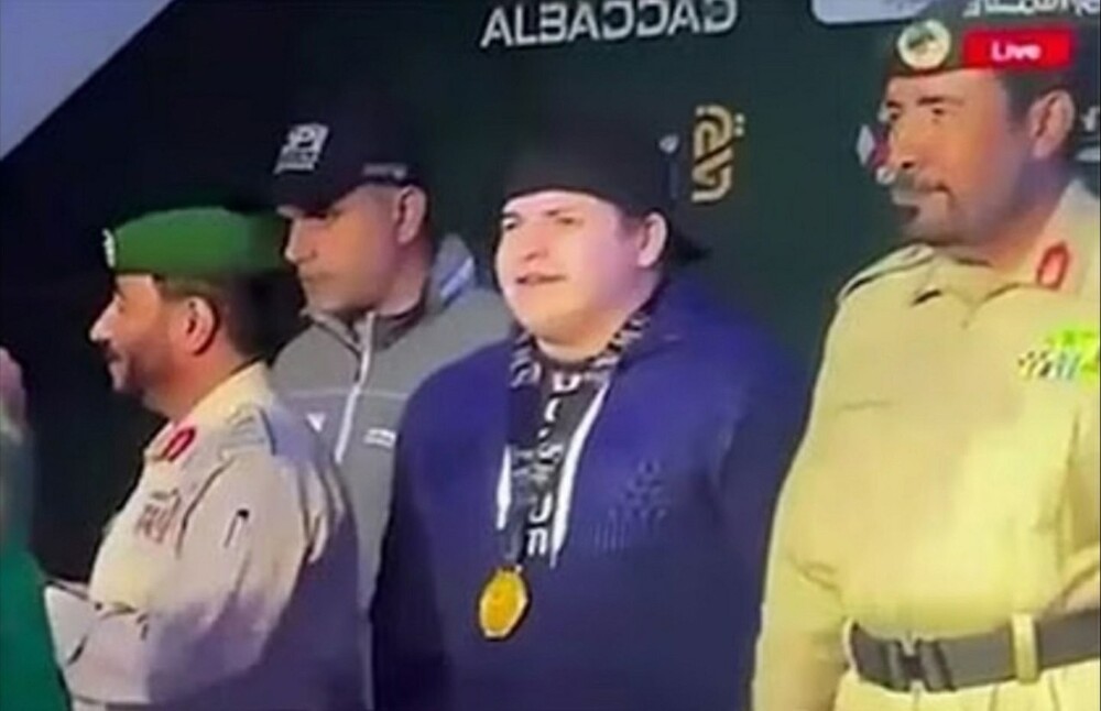 Адам Кадыров получил новую медаль — за соревнования, в которых не участвовал