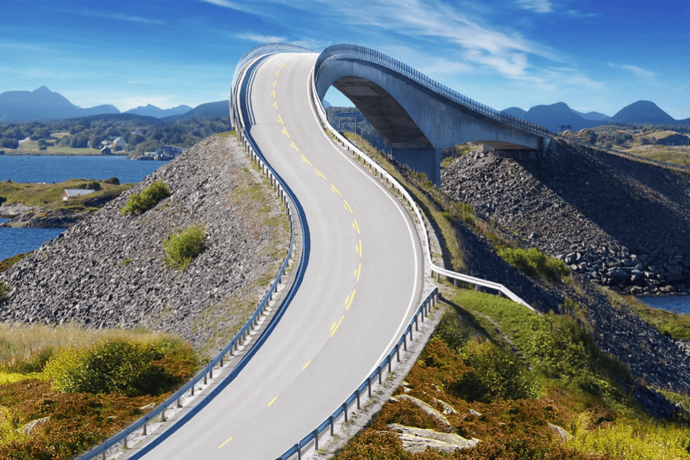 Мост Сторсейсуннет в Норвегии — удивительное строение, которое отклоняется в море на целых 23 метра