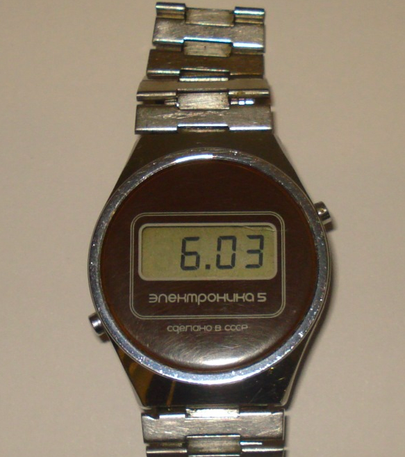 Часы "Электроника" родом из СССР. Вариантов было много