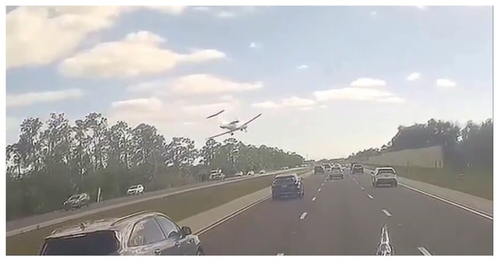 Видео падения частного самолёта на трассу в США появилось в сети
