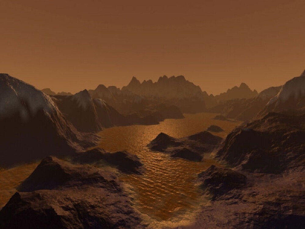 20. На поверхности Титана (спутника Сатурна) больше органических веществ, чем запасов нефти на всей Земле