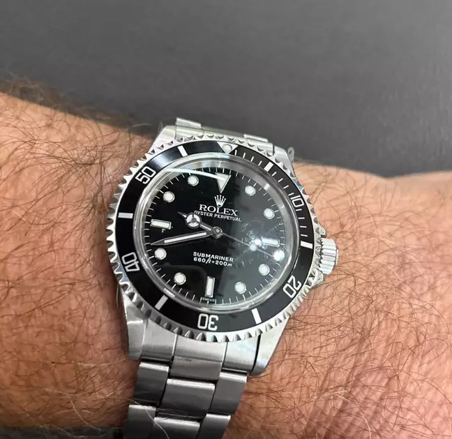 Парень нашёл на дне океана часы "Rolex" — а теперь они выглядят как новые
