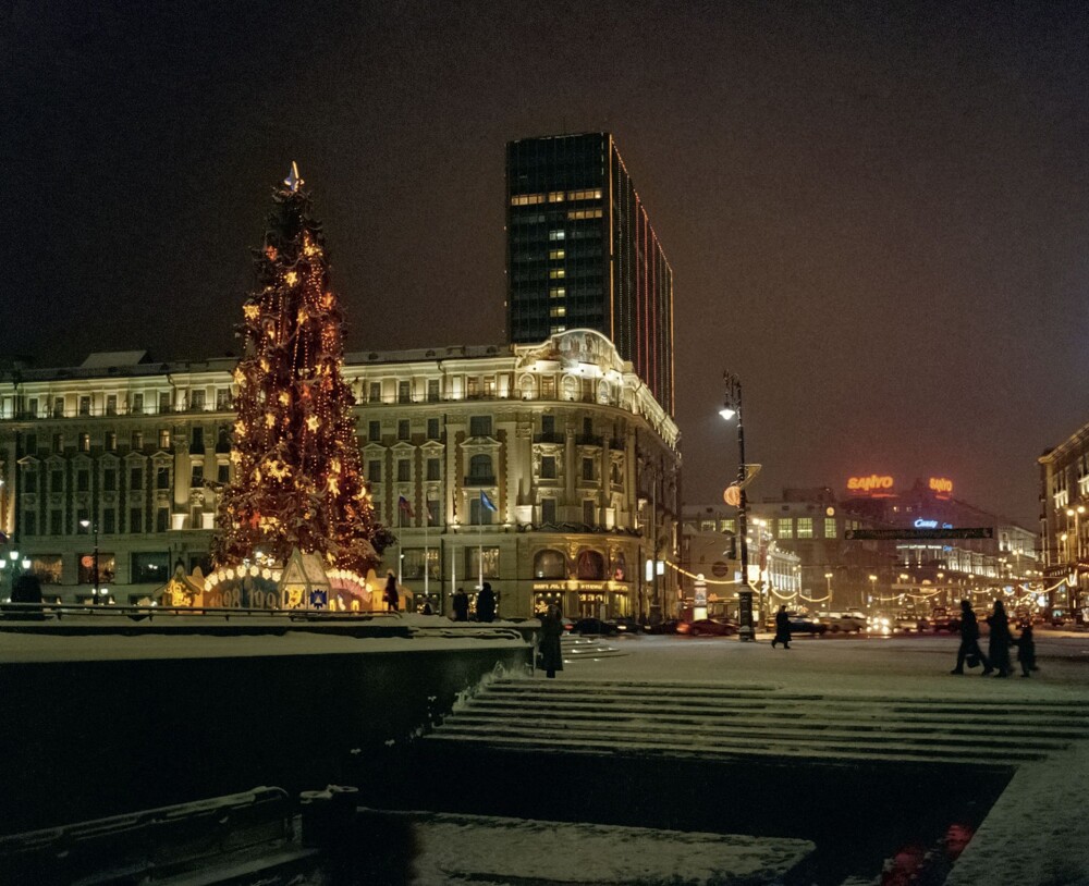 9. Манежная площадь, Москва, 1999 год