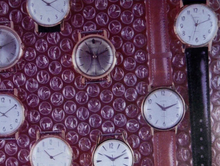 Часы Лукашина в "Иронии судьбы". Что за часы носит советский врач