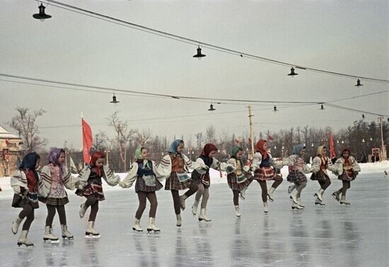 Интересные фотографии времен СССР от Юганск за 20 февраля 2024