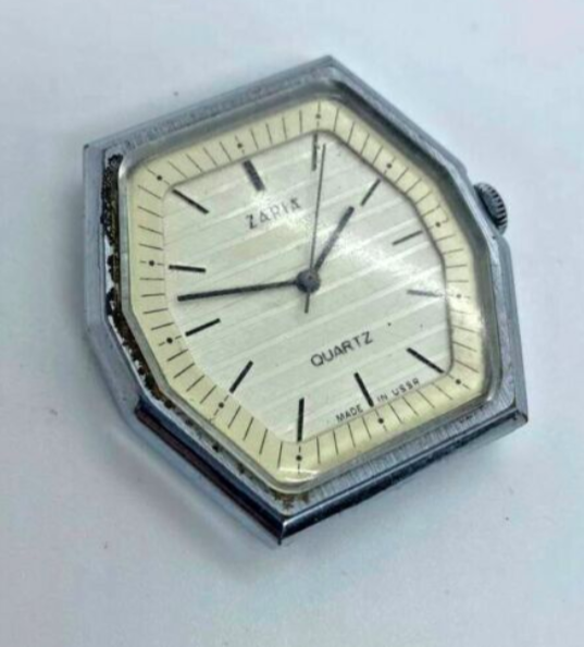 Часы "Заря" из советских времен. Смотрите, какие все разные