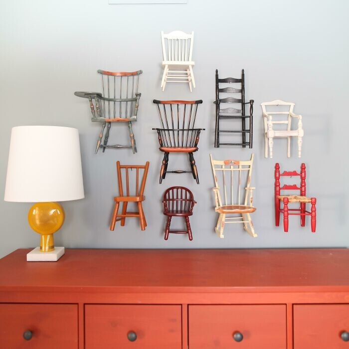 11. «Моя коллекция миниатюрных стульчиков»