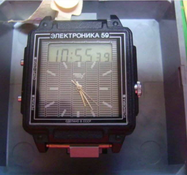 Советские часы "Электроника" - два в одном!
