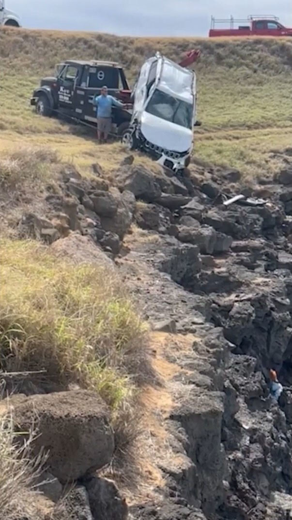 На Гавайях турист упал с обрыва и выжил