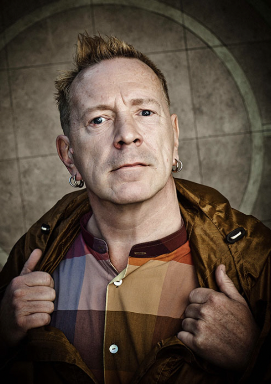 18. Джон Лайдон, фронтмен группы Sex Pistols