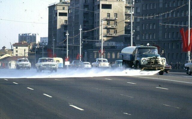 Интересные фотографии времен СССР от Юганск за 02 марта 2024