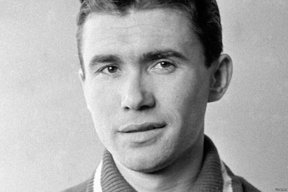 Владимир Маслаченко являлся одним из лучших советских вратарей конца 1950-х —...