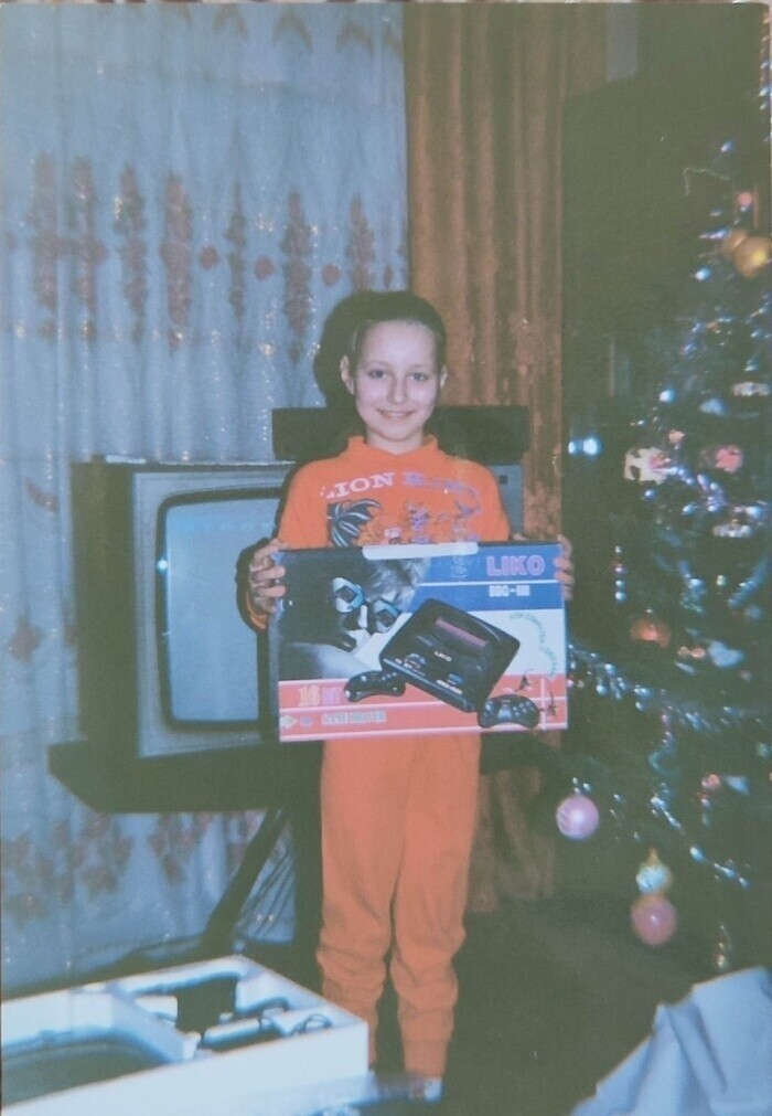 Долгожданный подарок от Деда Мороза, 1997 год