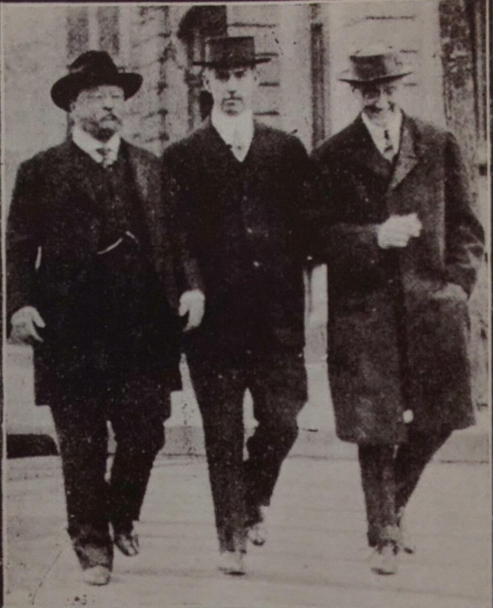 4. Единственная известная фотография президентов Теодора и Франклина Рузвельта вместе, 1915 год