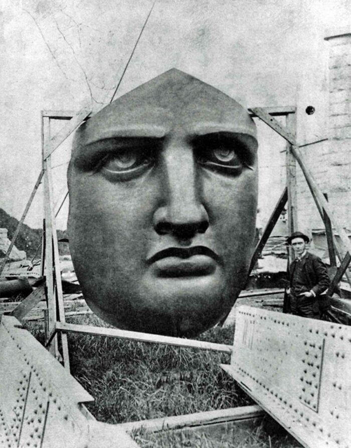 22. Сборка статуи Свободы. Нью-Йорк, 1885 год