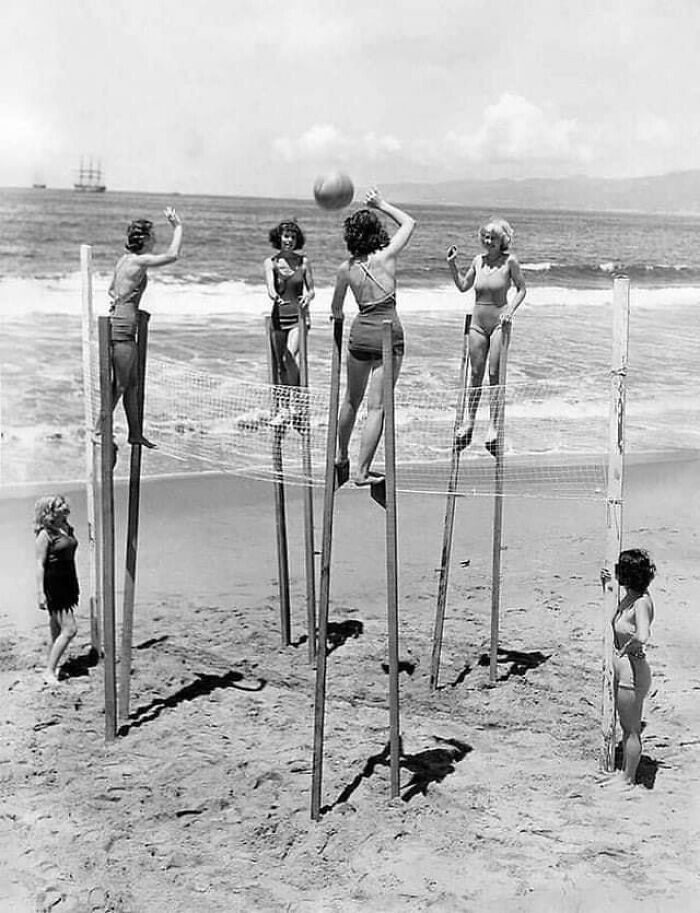 17. Пляжный волейбол в Калифорнии, 1934 год
