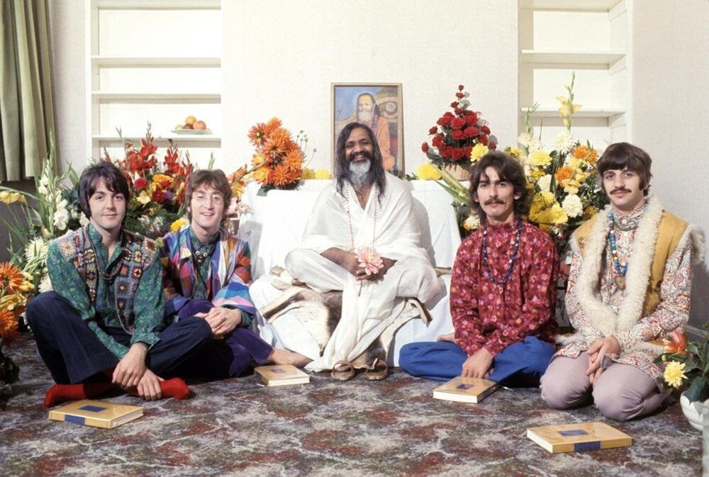 1. Встреча The Beatles с индийским гуру Махариши