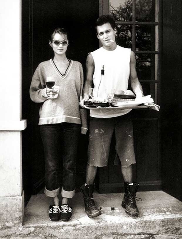4. Кейт Мосс и Джонни Депп встречают друзей, 1994 год