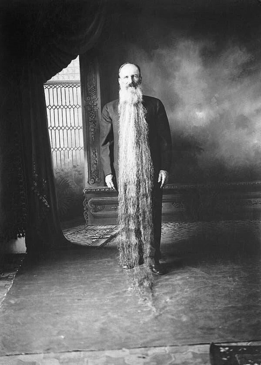 18. Зак Т. Уилкокс, обладатель самой длинной в мире бороды в 1922 году
